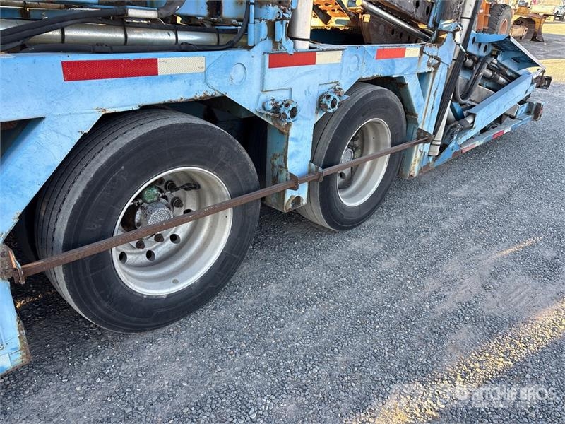 Freightliner 114SD 6x4 Car Carrier Truck Camiones portacoches