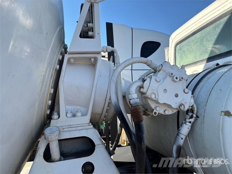 Freightliner 114SD 6x4 Mixer Truck Gruszki do betonu