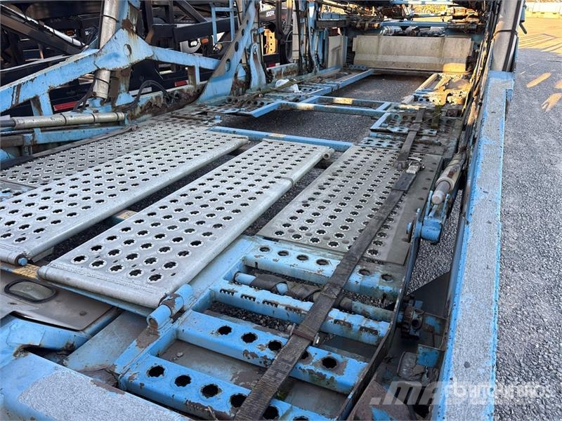 Freightliner 114SD 6x4 Car Carrier Truck Camiones portacoches