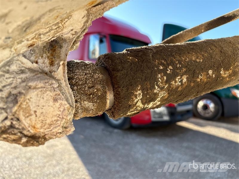 Freightliner 114SD 6x4 Mixer Truck Gruszki do betonu