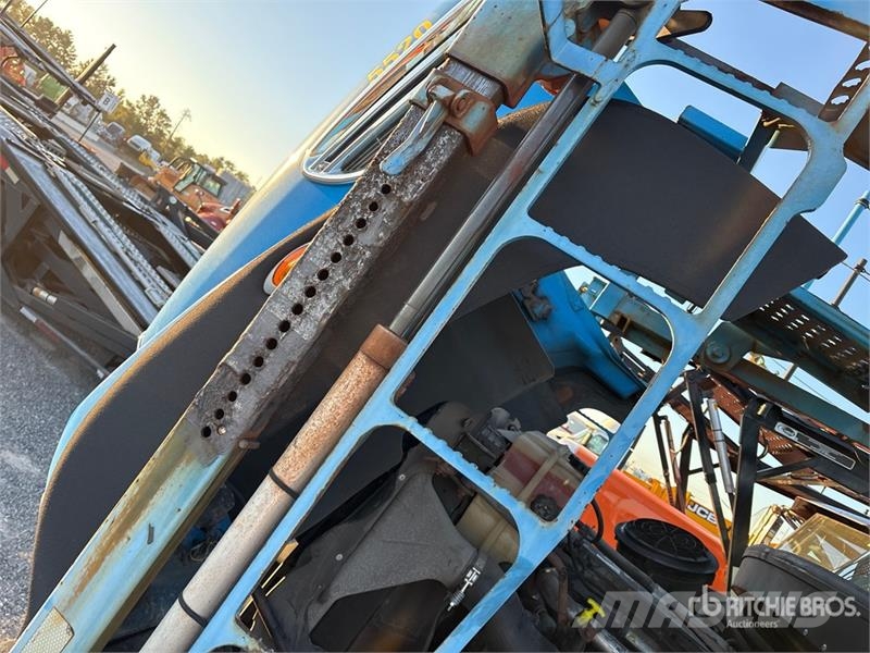 Freightliner 114SD 6x4 Car Carrier Truck Camiones portacoches