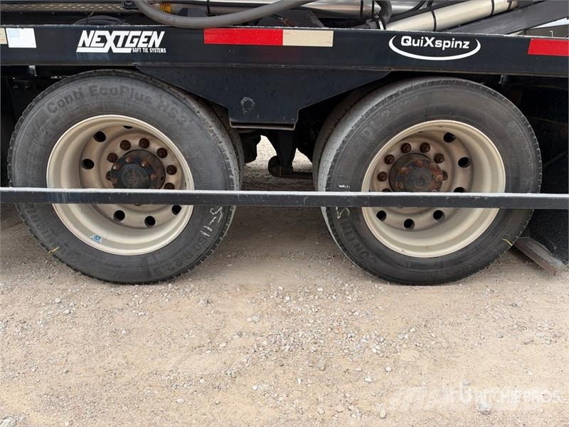 Freightliner 114SD 6x4 6x4 Car Carrier Truck Evakuatori