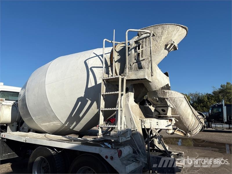 Freightliner 114SD 6x4 Mixer Truck Gruszki do betonu