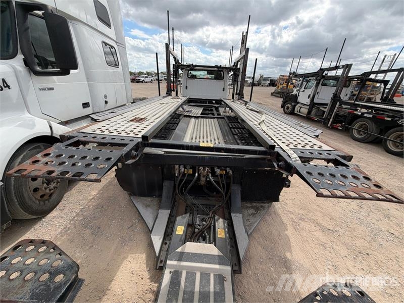 Freightliner 114SD 6x4 6x4 Car Carrier Truck Evakuatori