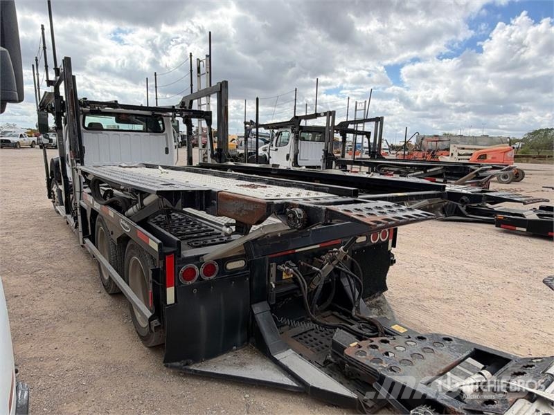 Freightliner 114SD 6x4 6x4 Car Carrier Truck Evakuatori
