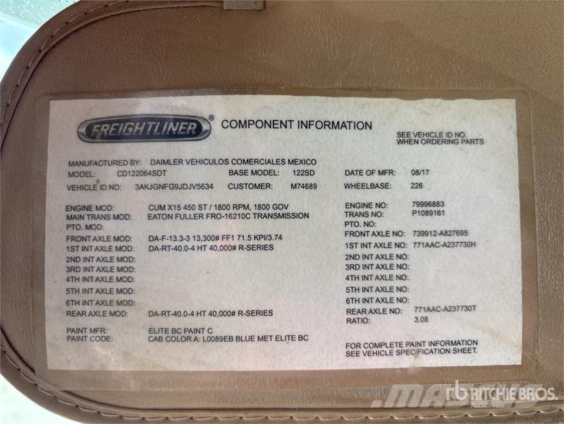 Freightliner 122SD 6x4 T/A Sleeper Truck Tractor Trekkvogner