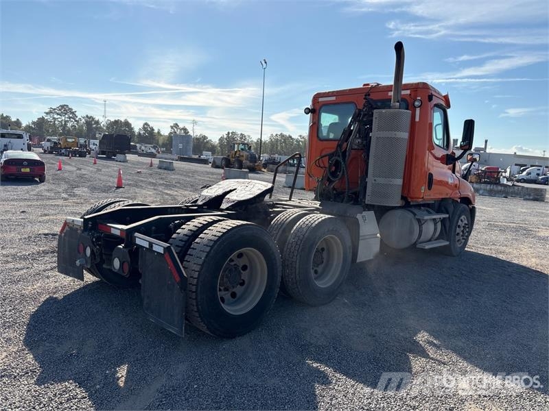 Freightliner Cascadia 125 Sattelzugmaschinen