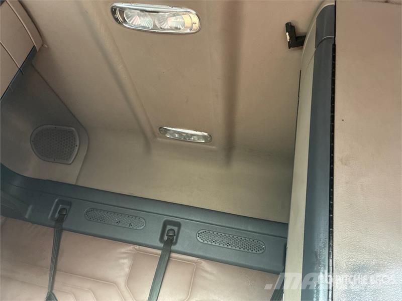 Freightliner Cascadia 125 Sadulveokid