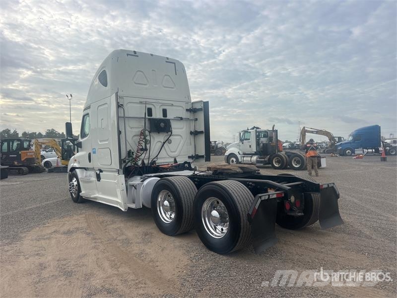 Freightliner Cascadia 113 Vlačilci