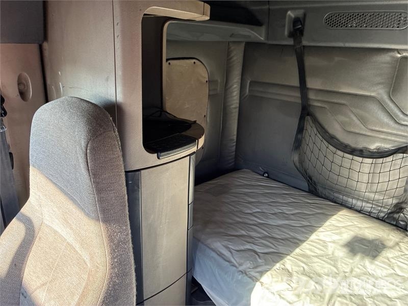 Freightliner Cascadia 125 Влекачи