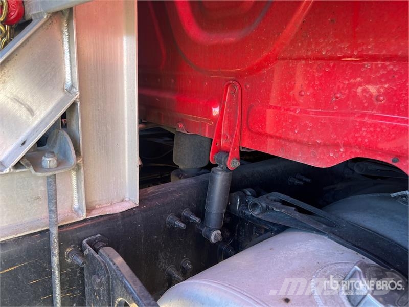 Freightliner Cascadia 126 Тягачі