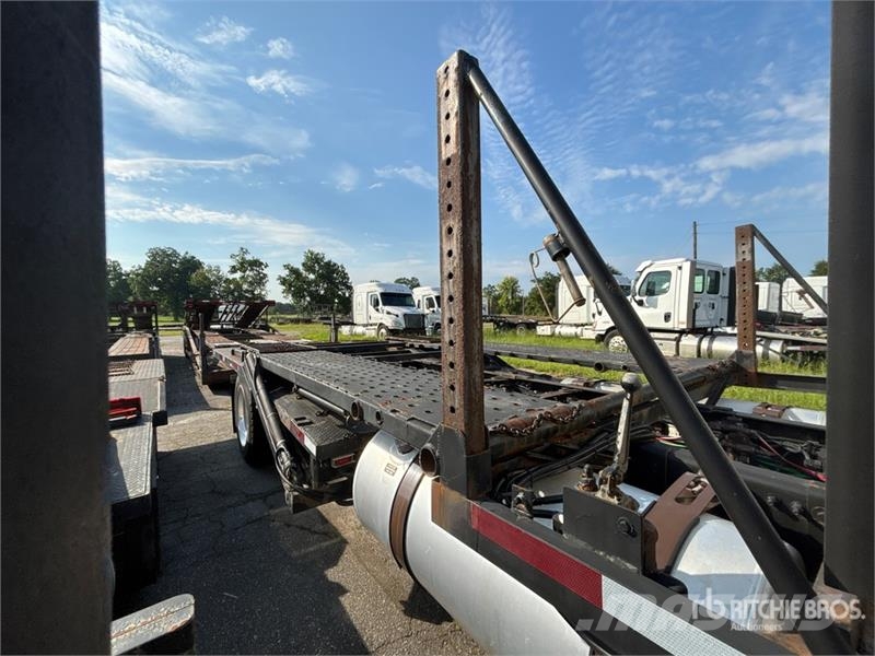 Freightliner Cascadia 113 Camiones portacoches