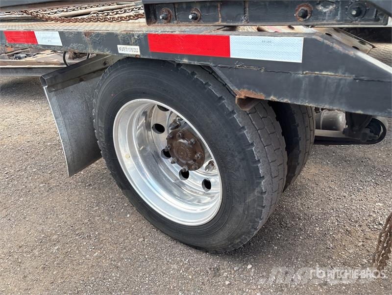 Freightliner Cascadia 113 Trasportatore per veicoli