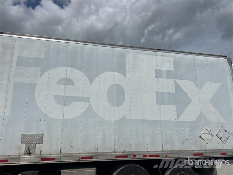 Freightliner CASCADIA 113 6x2 Sleeper Refrigerated Truck Hűtős