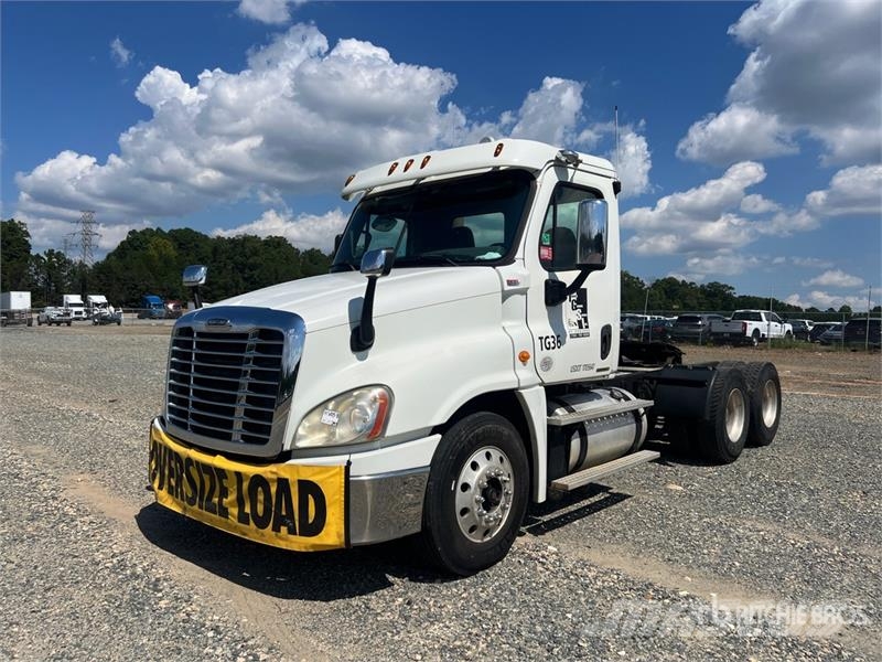 Freightliner Cascadia 125 Prime Movers