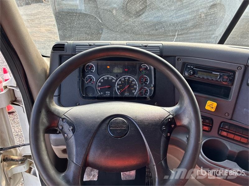 Freightliner Cascadia 125 Влекачи