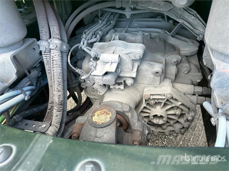 Freightliner Cascadia 113 中古トラクターヘッド | トレーラーヘッド