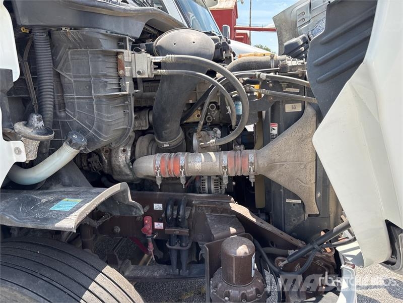 Freightliner Cascadia 113 Camiones portacoches