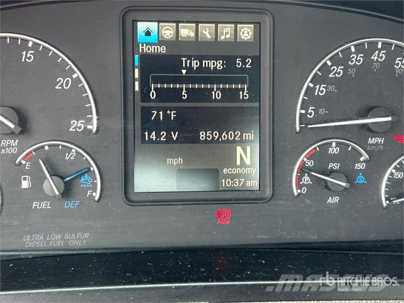 Freightliner Cascadia 116 Trekkvogner