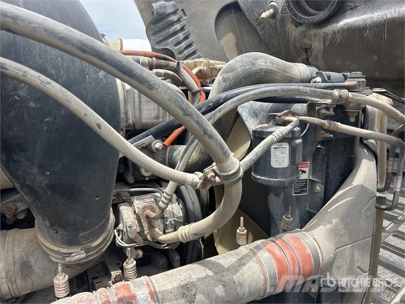 Freightliner Cascadia 125 Kipper