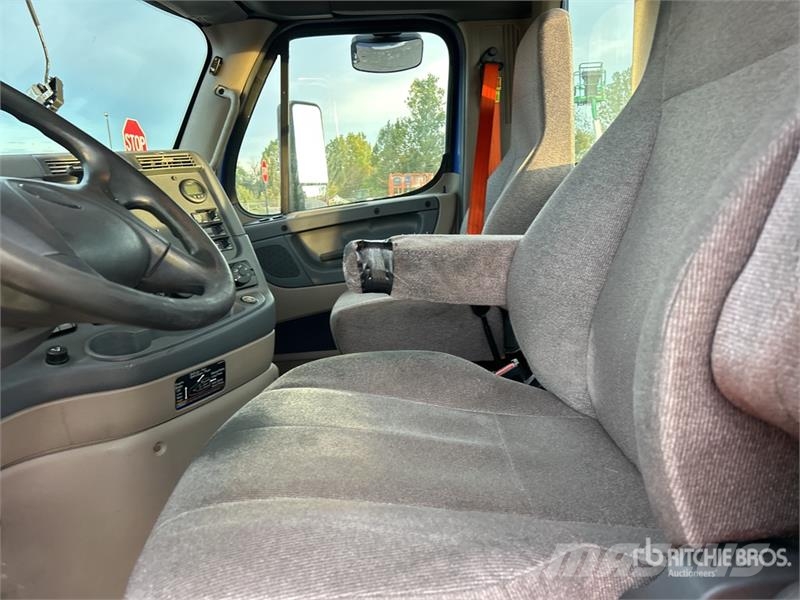 Freightliner Cascadia 113 Camiones tractor