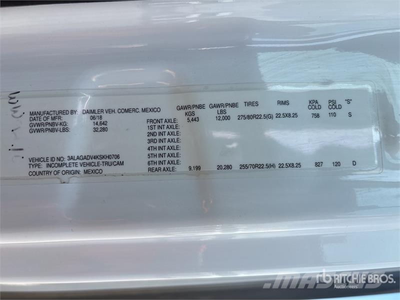 Freightliner Cascadia 113 Camiones portacoches