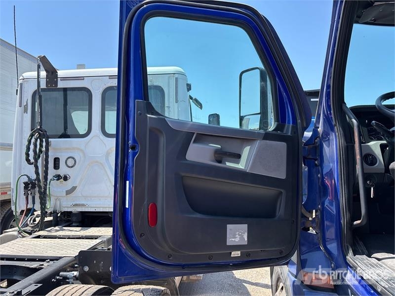 Freightliner Cascadia 126 6x4 T/A Sleeper Truck Tractor Τράκτορες