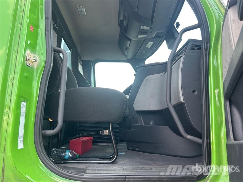 Freightliner Cascadia 116 Sattelzugmaschinen