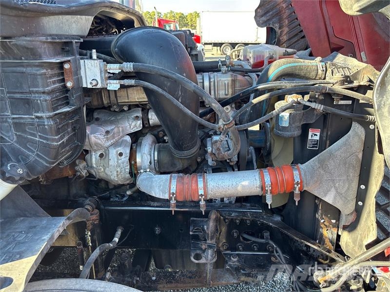 Freightliner Cascadia 125 Truck Tractor Units