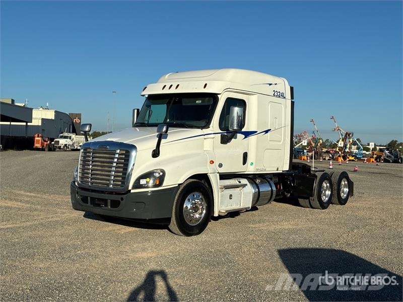 Freightliner Cascadia 125 Sadulveokid