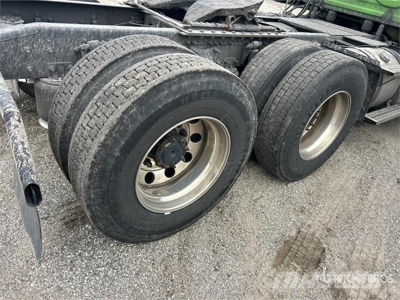 Freightliner Cascadia 116 Trekkvogner