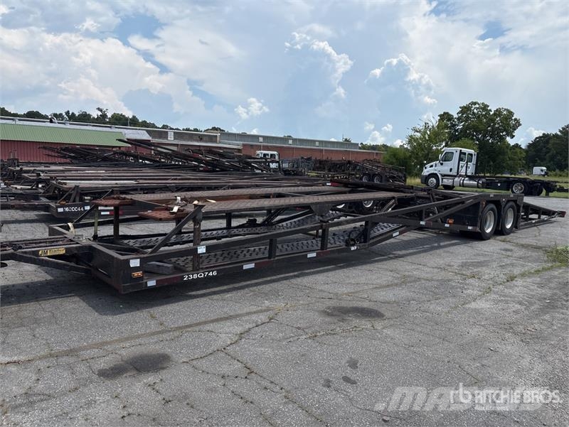 Freightliner Cascadia 113 Camiones portavehículos