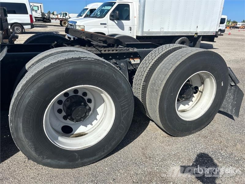 Freightliner Cascadia 126 Влекачи