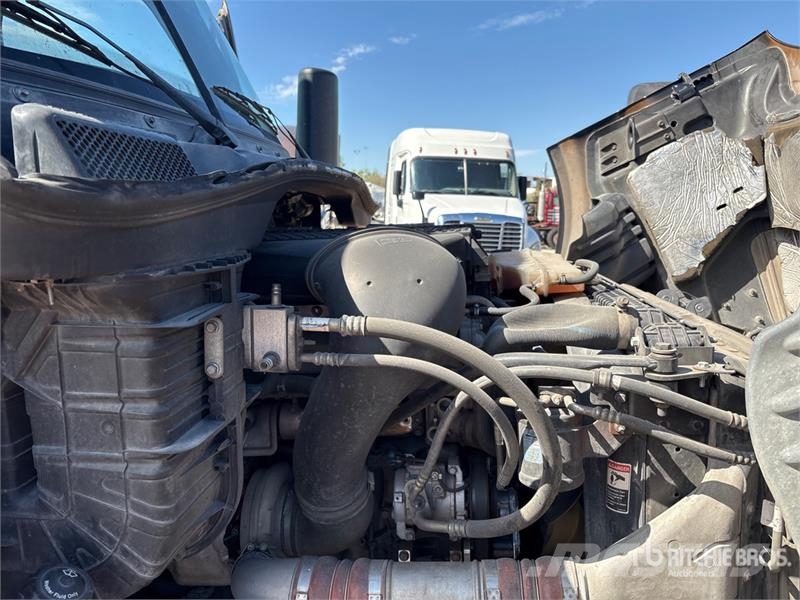 Freightliner Cascadia 113 Седельные тягачи