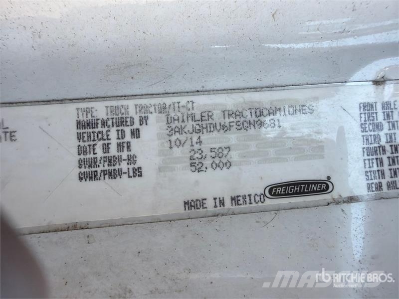 Freightliner Cascadia 113 6x4 Sleeper Car Carrier Truck Camiones portacoches