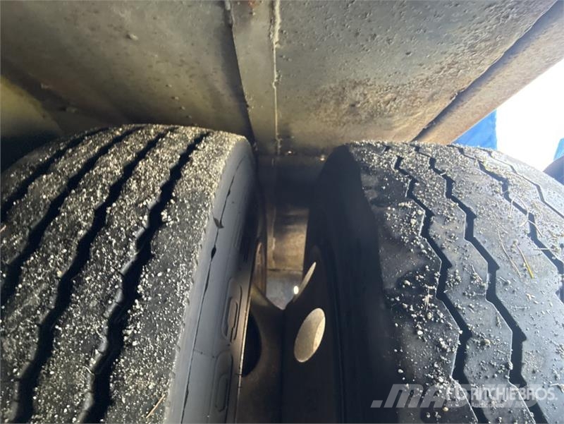 Freightliner Cascadia 113 Camiones portacoches