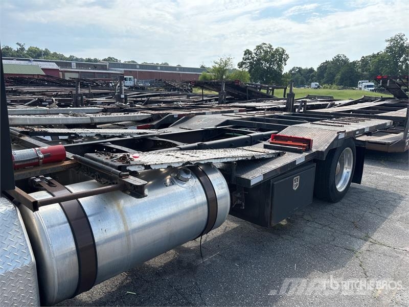 Freightliner Cascadia 113 Camiones portacoches