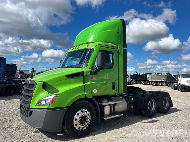 Freightliner Cascadia 116 Truck Tractor Units