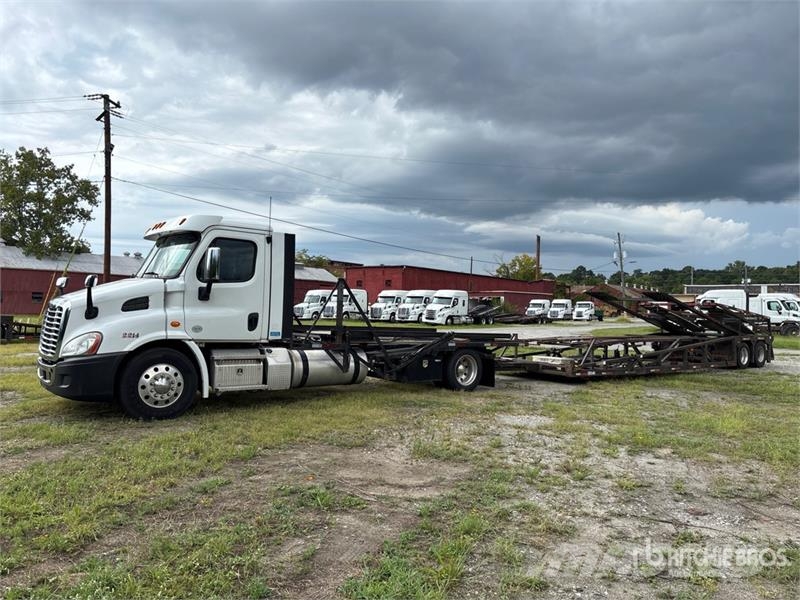 Freightliner Cascadia 113 4x2 Car Carrier Truck Vehicle transporters
