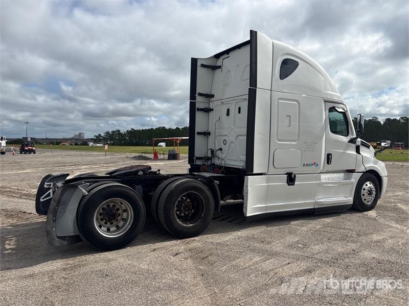 Freightliner Cascadia 126 Влекачи