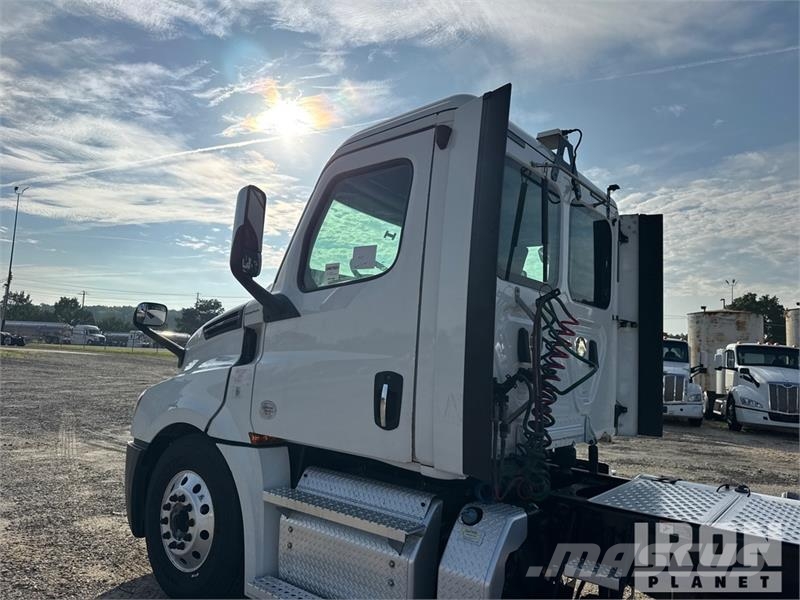 Freightliner Cascadia 126 Vlačilci