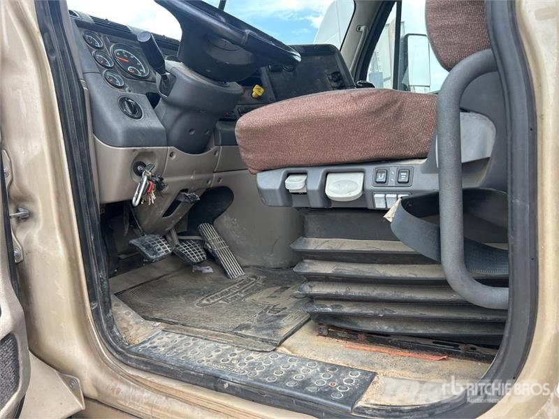 Freightliner Cascadia 125 Kipper