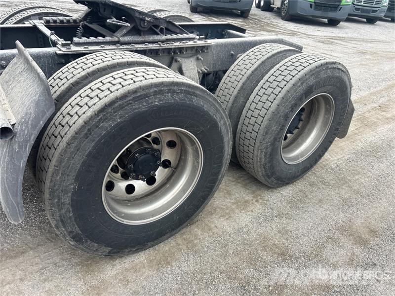 Freightliner Cascadia 113 Trekkvogner