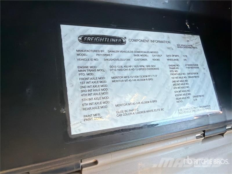 Freightliner Cascadia 113 6x4 Sleeper Car Carrier Truck Trasportatore per veicoli