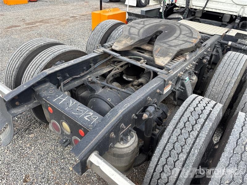 Freightliner Cascadia 125 6x4 T/A Sleeper Truck Tractor Naudoti vilkikai
