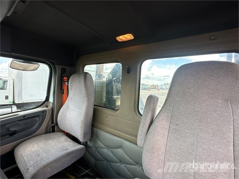 Freightliner Cascadia 113 Tractores (camiões)