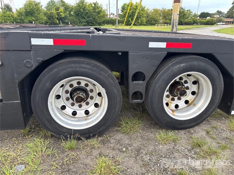 Freightliner Cascadia 113 Camiones portavehículos