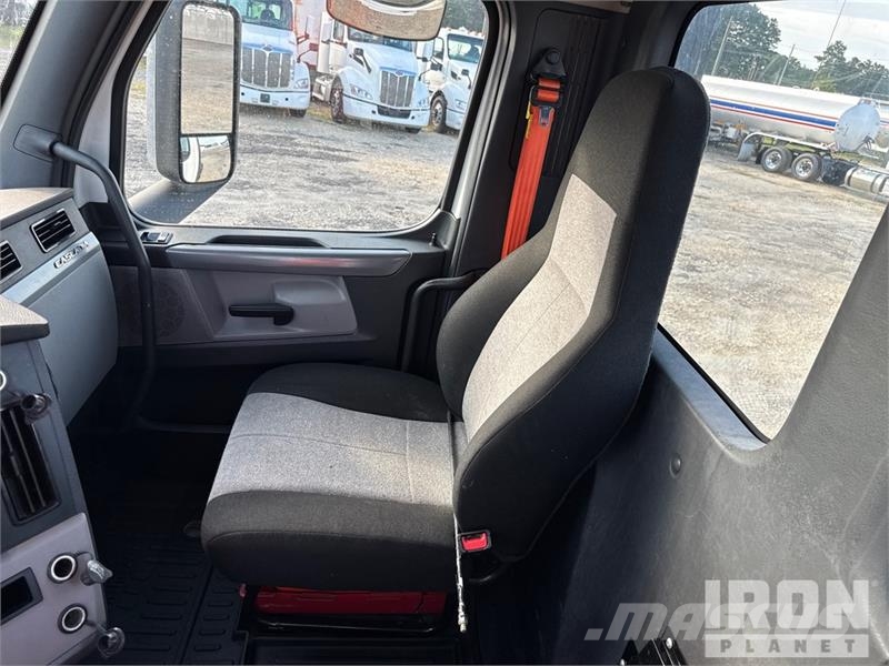 Freightliner Cascadia 126 Vlačilci