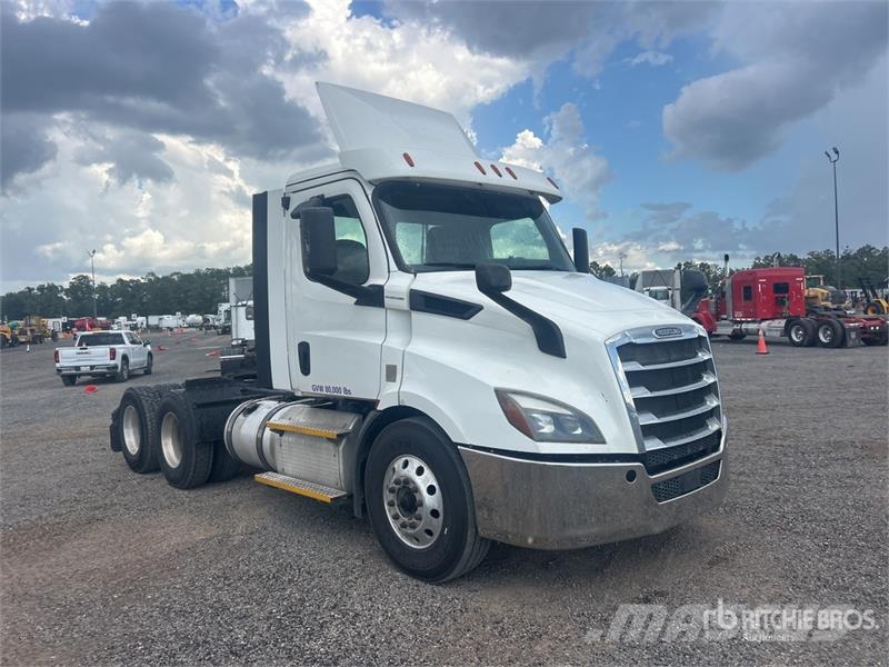 Freightliner Cascadia 116 Vlačilci