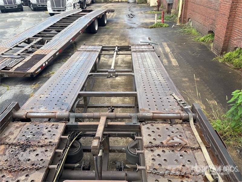 Freightliner Cascadia 113 Camiones portacoches